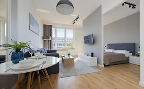 Wola Pet-friendly Apartments with AC Sławińska by Noclegi Renters
